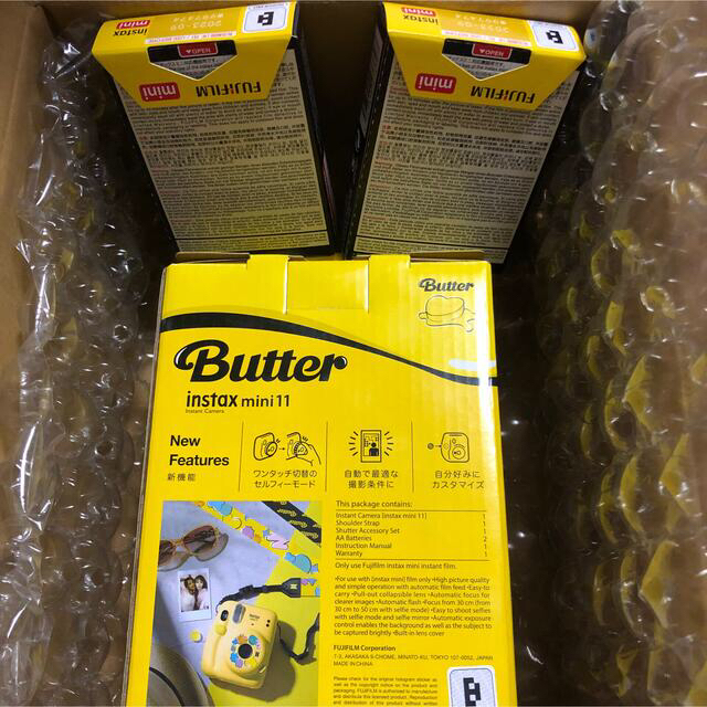富士フイルム(フジフイルム)のBTS Butter チェキinstax mini 11 & フィルム2箱 エンタメ/ホビーのタレントグッズ(アイドルグッズ)の商品写真