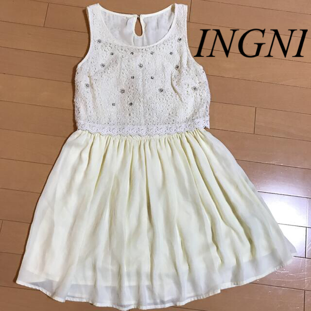 INGNI(イング)のINGNI イング レース ビジュー ワンピース お花パール レディースのワンピース(ミニワンピース)の商品写真