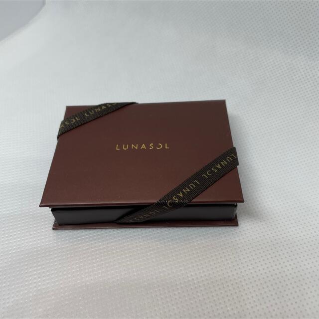 LUNASOL(ルナソル)のLUNASOL アイシャドウ デュオ・ドュ・ショコラアイズEX06 コスメ/美容のベースメイク/化粧品(アイシャドウ)の商品写真