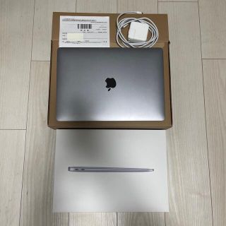 アップル(Apple)のAPPLE MacBook Air MWTJ2J/A 極美品 おまけ付き(ノートPC)