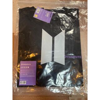 ボウダンショウネンダン(防弾少年団(BTS))の新品未使用⭐︎Dynamite Tシャツ Lサイズ(Tシャツ(半袖/袖なし))