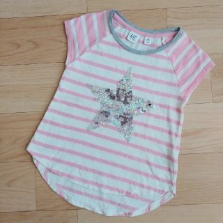 ギャップキッズ(GAP Kids)のGAP kids キラキラスパンコールのお星さんのボーダーTシャツ/トップス(Tシャツ/カットソー)