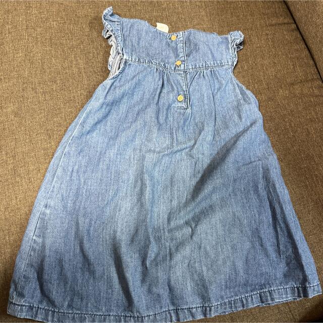 H&M(エイチアンドエム)のノースリーブ　デニムワンピース キッズ/ベビー/マタニティのキッズ服女の子用(90cm~)(ワンピース)の商品写真