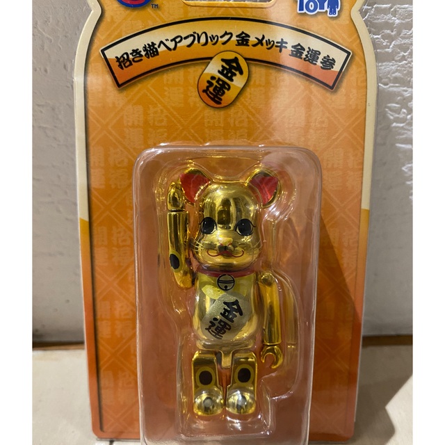 MEDICOM TOY(メディコムトイ)のベアブリック　be@rbrick  招き猫　金メッキ エンタメ/ホビーのフィギュア(その他)の商品写真