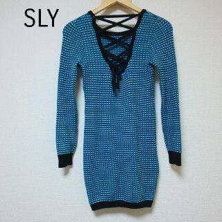 スライ(SLY)の【美品‼️】SLY  スライ ワンピース(ひざ丈ワンピース)