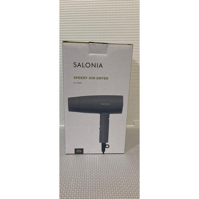 【新品未開封】SALONIA サロニア ヘアドライヤー グレー/メーカー保証有り スマホ/家電/カメラの美容/健康(ドライヤー)の商品写真