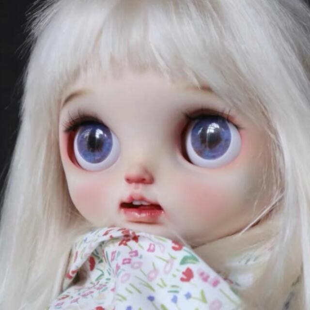 カスタムブライス カスタムドール 海外作家様 かわいい 幼いの通販 by