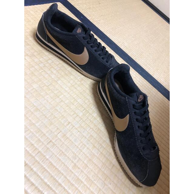 NIKE(ナイキ)のナイキ クラシック コルテッツ レザー NIKE CORTEZ 27.0cm メンズの靴/シューズ(スニーカー)の商品写真