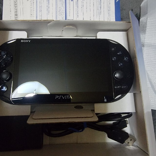 PSVITA PCH-2000 ZA11 ブラック 本体 Wi-Fiモデル 4