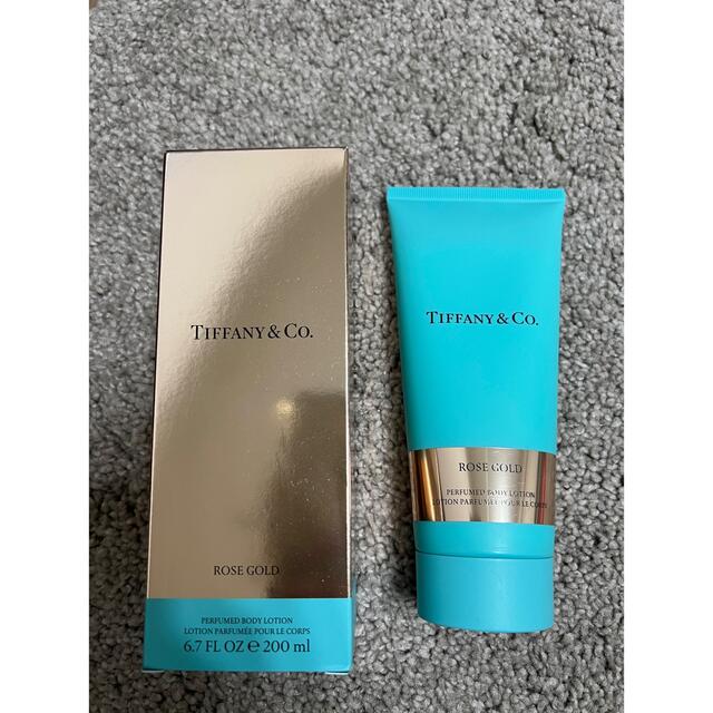 Tiffany & Co.(ティファニー)のティファニーローズゴールド　ボディローション200ml コスメ/美容のボディケア(ボディローション/ミルク)の商品写真