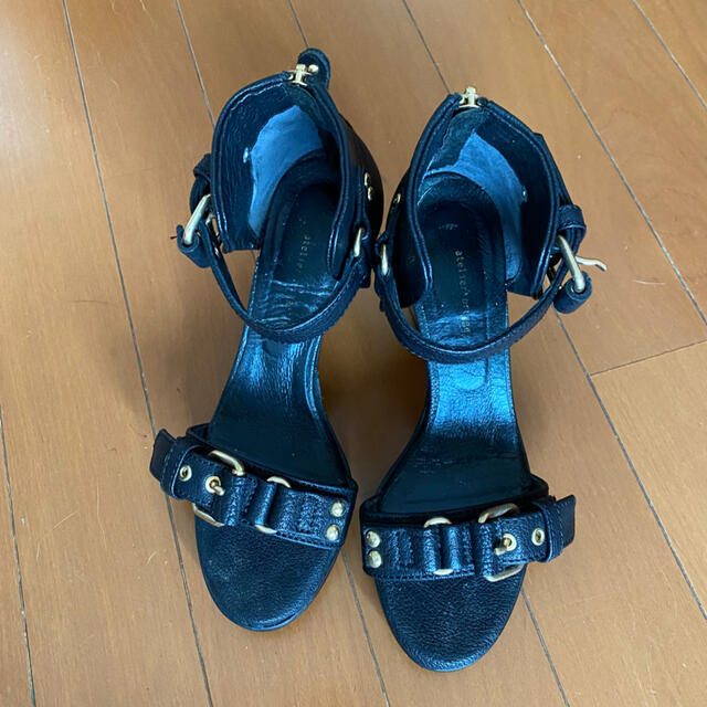 サンダル　ヒールサンダル　本革　黒　オシャレ　コンサバ　ゴージャス レディースの靴/シューズ(サンダル)の商品写真