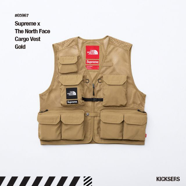 Supreme(シュプリーム)のSupreme The North Face Cargo Vest Gold L メンズのトップス(ベスト)の商品写真