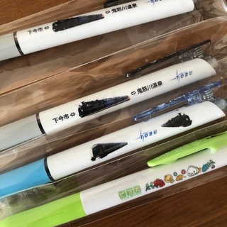 ペンテル(ぺんてる)の東武鉄道ボールペン　黒　4本セット　非売品(ペン/マーカー)