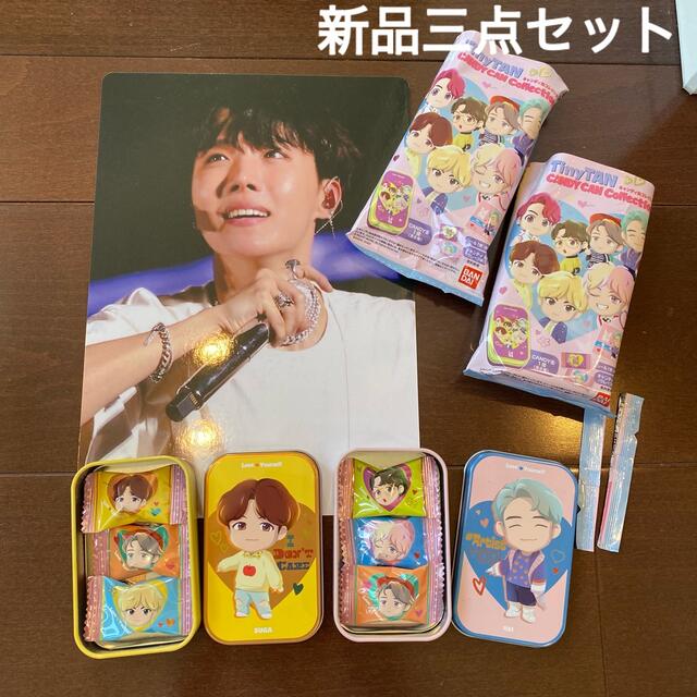 値下げ中タイニータン キャンディ缶コレクションSUGAとRM&J-hope下敷き エンタメ/ホビーのタレントグッズ(アイドルグッズ)の商品写真