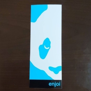 (縦12.8cm横4.9cm)enjoi エンジョイステッカー