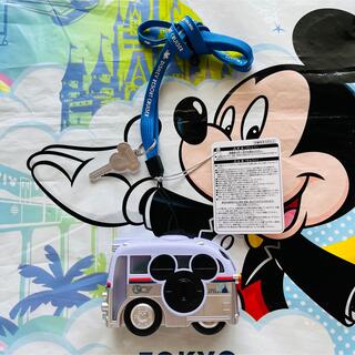Disney - ディズニー⭐️光るおもちゃ ディズニーリゾートクルーザー バス ストラップ