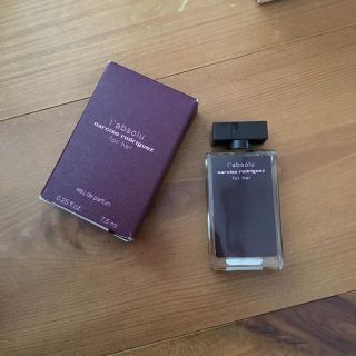 ナルシソロドリゲス(narciso rodriguez)のnarciso rodriguez ナルシソロドリゲス ミニ香水(香水(女性用))