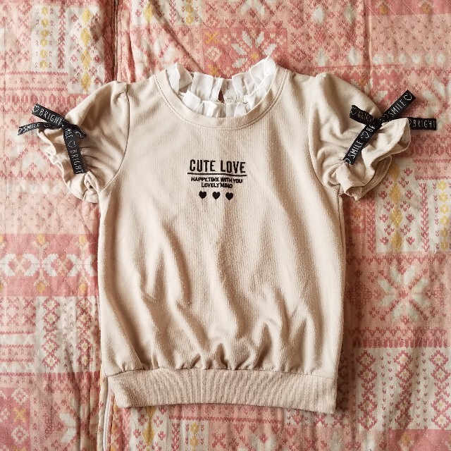 しまむら(シマムラ)の袖リボンTシャツ　120 キッズ/ベビー/マタニティのキッズ服女の子用(90cm~)(Tシャツ/カットソー)の商品写真