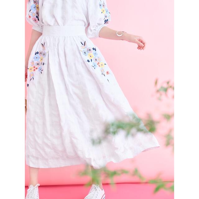 Chesty - 新品チェスティ chesty ワンピース刺繍セットアップ Chesty - 新品チェスティ chesty ワンピース刺繍セットアップ