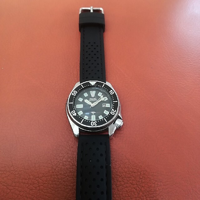 半額以下 SEIKO ビンテージダイバー 4205-0145 1984年製 腕時計