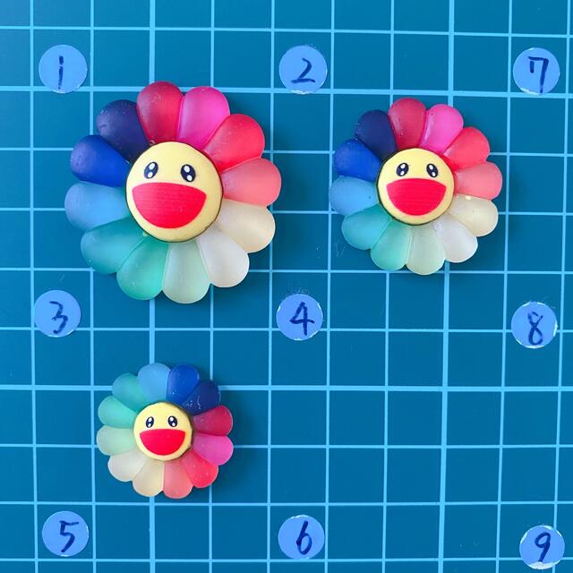 デコパーツ[652]　ハンドメイド かわいい　虹色花