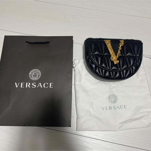 Versace ヴィルトゥス キルティング ナッパ レザー ポーチ