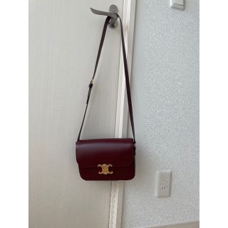 セリーヌ(celine)のセリーヌ CELINEバーガンディ ショルダーバッグトリオンフ ミディアム(ショルダーバッグ)