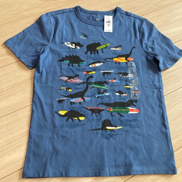 GAP Kids(ギャップキッズ)の新品　未着用　ギャップGAP kids 半袖Tシャツ 130センチ キッズ/ベビー/マタニティのキッズ服男の子用(90cm~)(Tシャツ/カットソー)の商品写真