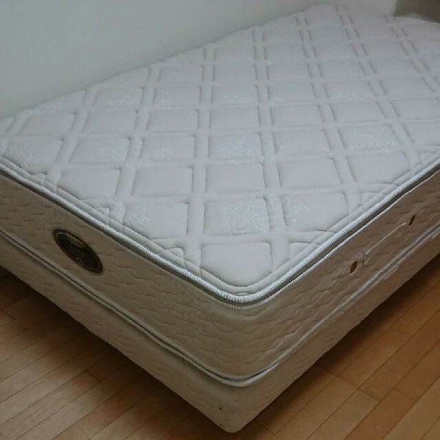 5つ星高級ホテル御用達 シモンズベッドセット 定価70万円 rsud.klungkungkab.go.id