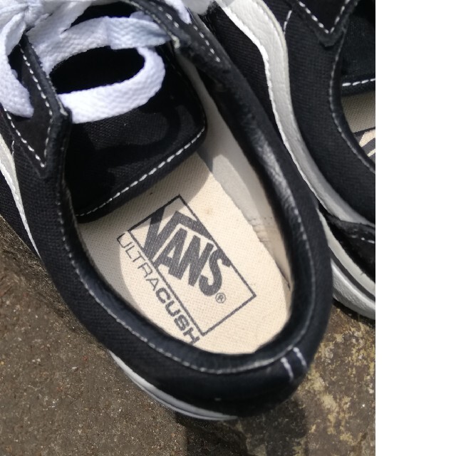 VANS(ヴァンズ)のVANSスニーカー　24センチ　used レディースの靴/シューズ(スニーカー)の商品写真