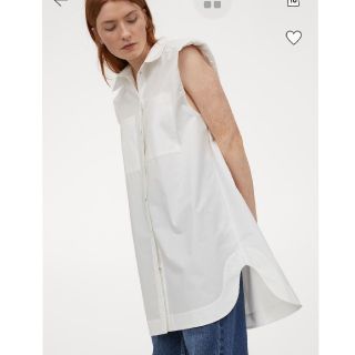 エイチアンドエム(H&M)の新品未使用　H &M ノースリーブ ショルダーパット オーバーチュニックシャツ(シャツ/ブラウス(半袖/袖なし))