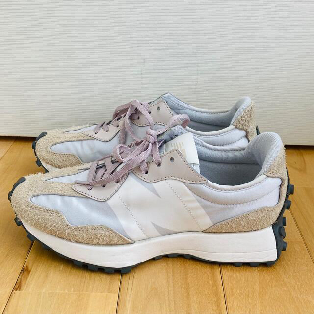 New Balance(ニューバランス)のニューバランス new balance WS327  25㎝ レディースの靴/シューズ(スニーカー)の商品写真