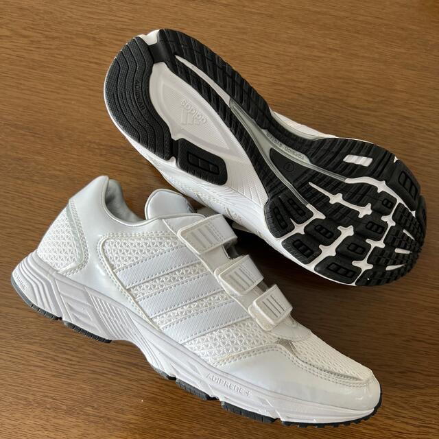 adidas(アディダス)のadidas ﾄﾚｰﾆﾝｸﾞｼｭｰｽﾞ 24㎝ 新品 スポーツ/アウトドアの野球(シューズ)の商品写真