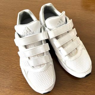 アディダス(adidas)のadidas ﾄﾚｰﾆﾝｸﾞｼｭｰｽﾞ 24㎝ 新品(シューズ)