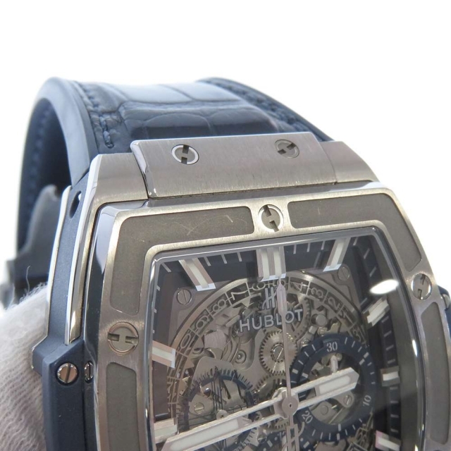 HUBLOT(ウブロ)のウブロ スピリット オブ ビッグバン チタニウム 601.NX.7170.LR HUBLOT 腕時計 ウォッチ メンズの時計(その他)の商品写真