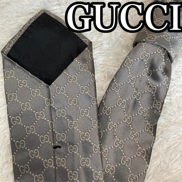 Gucci(グッチ)のGUCCI グッチ　ネクタイ　グレー　GG柄　シルク100% メンズのファッション小物(ネクタイ)の商品写真