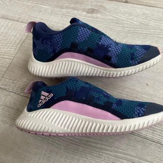 アディダス(adidas)の子供adidasスニーカー17センチ(スニーカー)