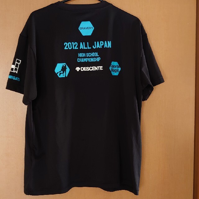 DESCENTE - 専用 DESCENTE 陸上Tシャツの通販 by ハル's shop DESCENTE - 専用 DESCENTE 陸上Tシャツの通販 by ハル's shop