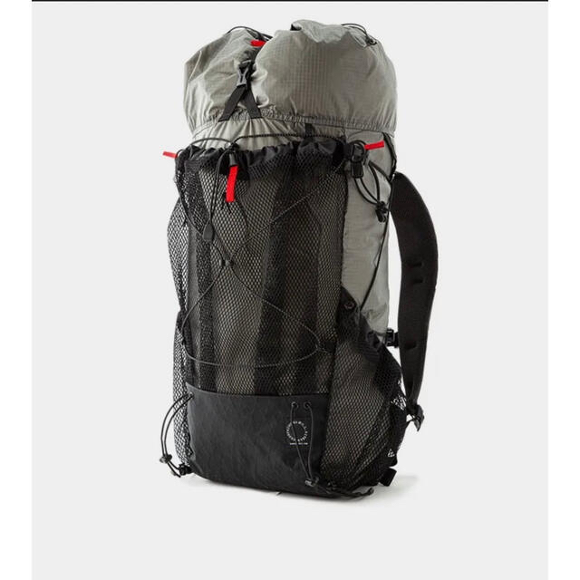 patagonia(パタゴニア)の【新品未使用】山と道 mini2 Gray Mサイズ スポーツ/アウトドアのアウトドア(登山用品)の商品写真