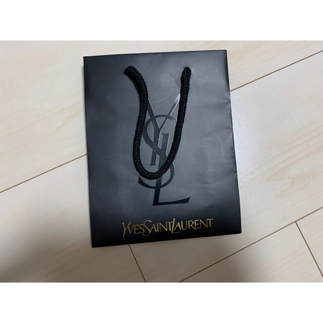Yves Saint Laurent Beaute(イヴサンローランボーテ)のイヴ・サンローラン　ショップ袋 レディースのバッグ(ショップ袋)の商品写真