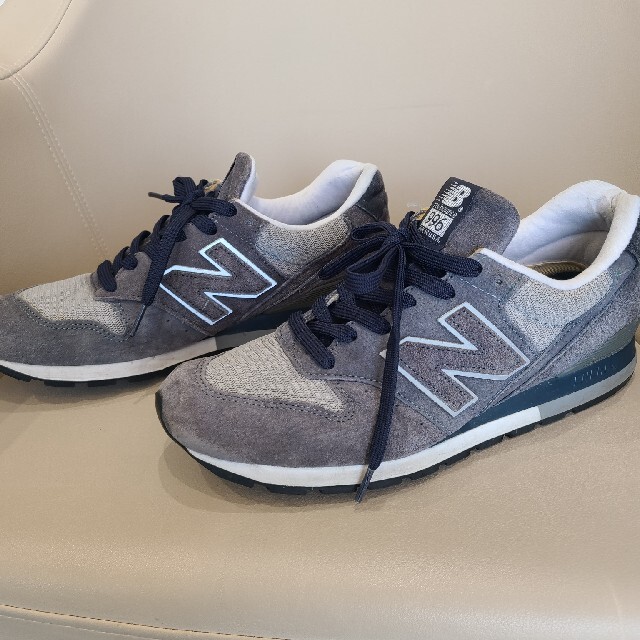 New Balance(ニューバランス)の希少　ニューバランス　M996DG made in usa 27.5cm メンズの靴/シューズ(スニーカー)の商品写真