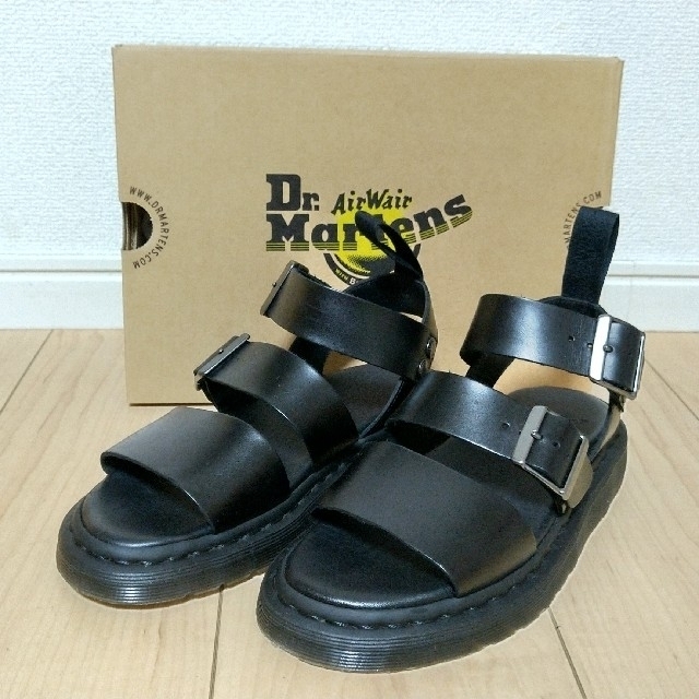 Dr.Martens(ドクターマーチン)のドクターマーチン GRYPHON レディースの靴/シューズ(サンダル)の商品写真