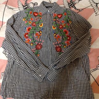 ザラ(ZARA)のZARA★チェック柄刺繍シャツ★(シャツ/ブラウス(長袖/七分))