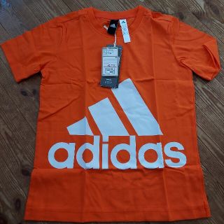 アディダス(adidas)のadidas新品Tシャツ　130サイズ　オレンジ(Tシャツ/カットソー)