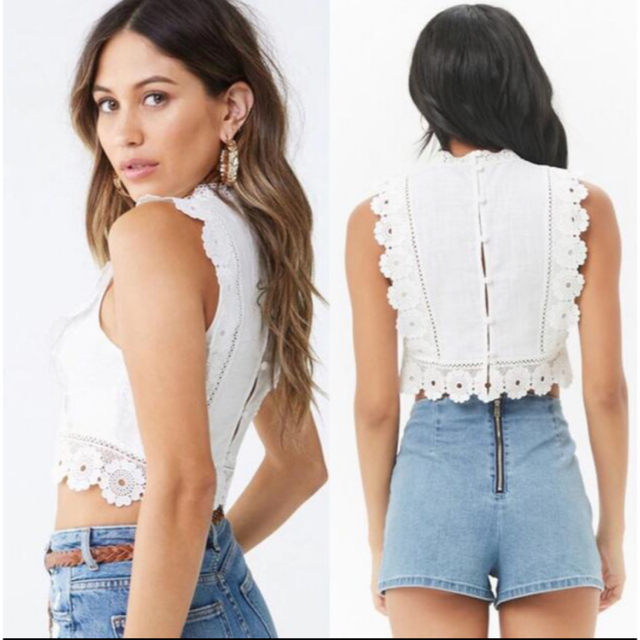 FOREVER 21(フォーエバートゥエンティーワン)のフォーエバー21   レースショートトップス レディースのトップス(タンクトップ)の商品写真