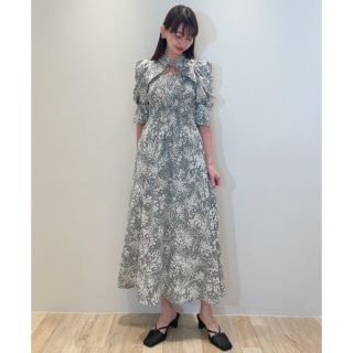 デコルテオープンワンピースMNT0サイズ-