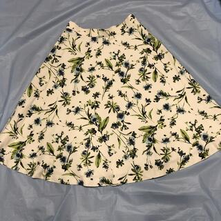STRAWBERRY-FIELDS - ストロベリーフィールズ 花柄スカート Mサイズの 
