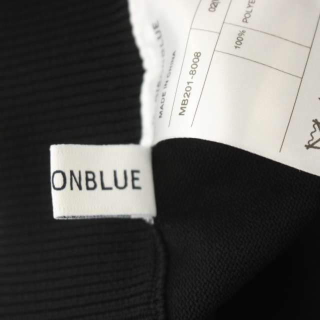 MADISONBLUE(マディソンブルー)のマディソンブルー 20SS サイドラインスカート ロング タイト 2 ブラック レディースのスカート(ロングスカート)の商品写真