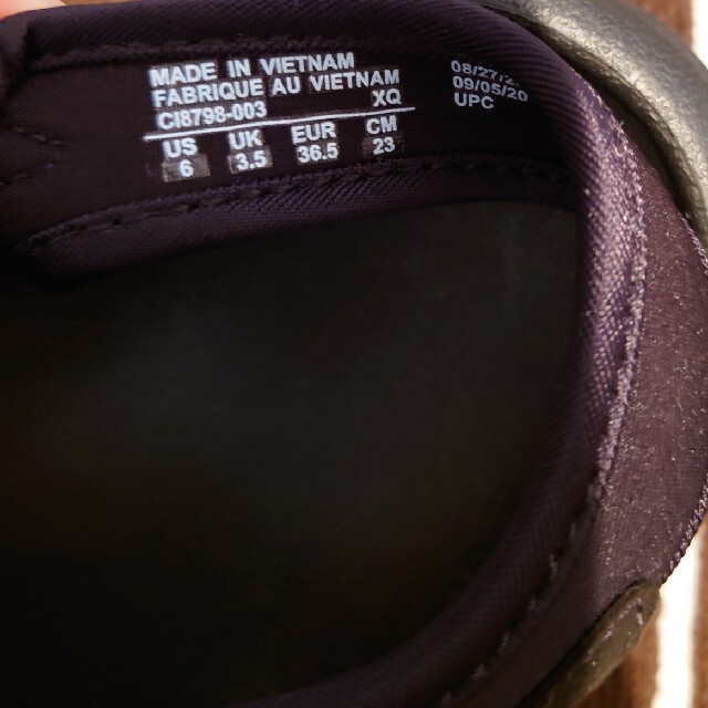 NIKE(ナイキ)のナイキエアマックスココ23cm レディースの靴/シューズ(サンダル)の商品写真