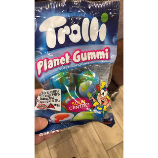カルディ(KALDI)の新品未開封　Trolli トローリ 地球グミ プラネットグミ 4個入り　人気(菓子/デザート)